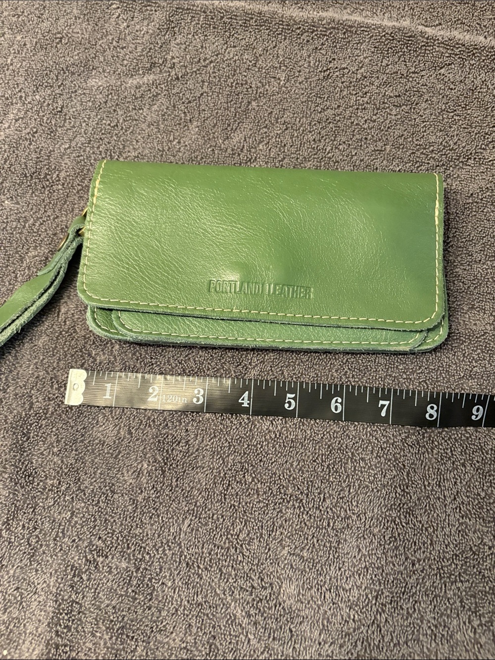 Portland Leather Green Leather Wristlet Clutch - Picture 2 of 5